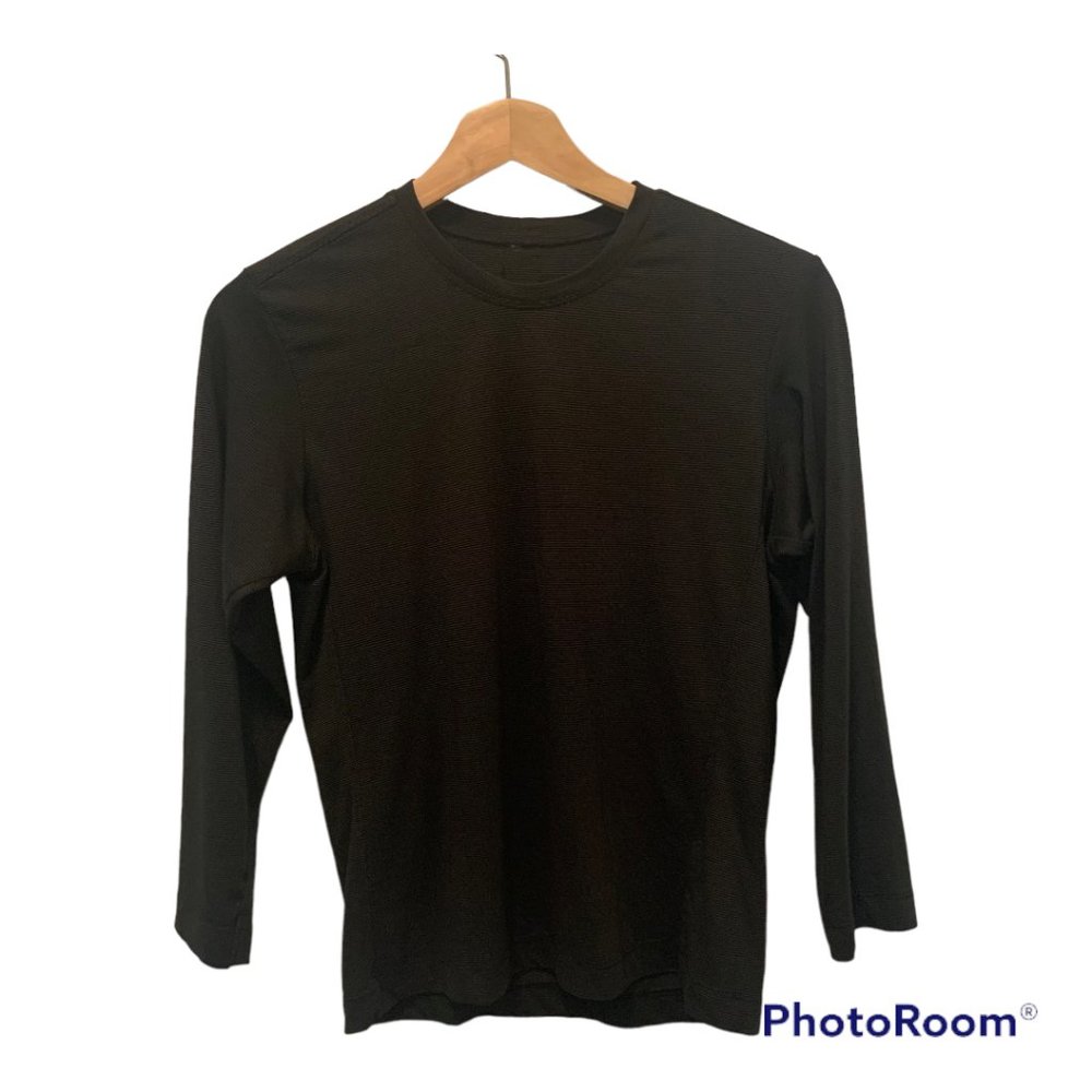 Columbia GRT Women’s Medium Omni Dry Long Sleeve Black/Gray Athletic Top